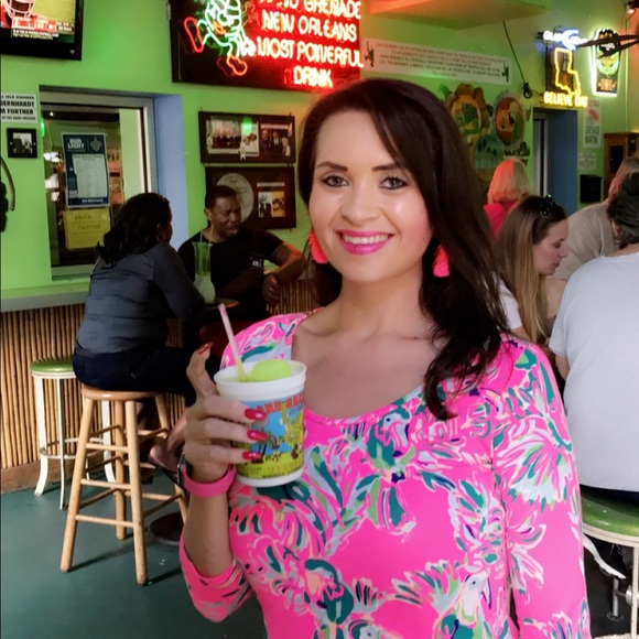 Lilly Pulitzer - Picture 3 of 3